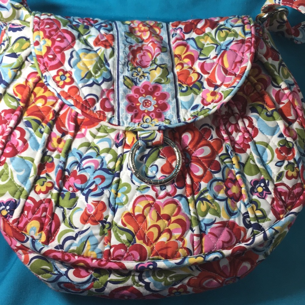 VERA BRADLEY FLORAL CROSS BAG ROSE COLOR